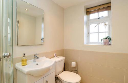 The Barn at Myrtle Cottage - Photo 14