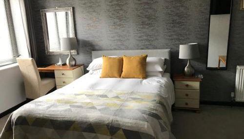 Rooms @ Number Six - Photo 1