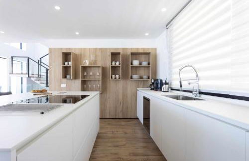 "New Home Costa Adeje, Luxurious Private Villa" - Foto 42