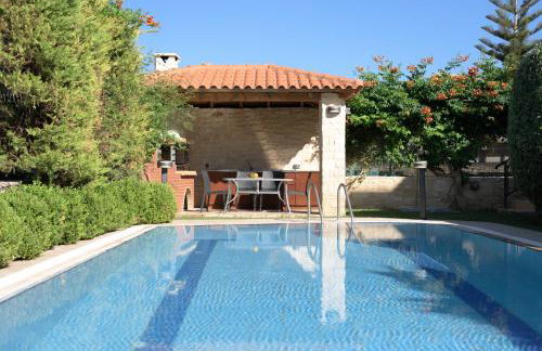 Christina Villas, Steps to Sandy Beach, By ThinkVilla - Photo 3