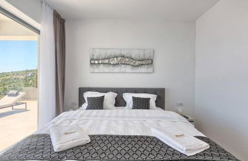 Villa Ateneum with sea view, jacuzzi and infinity pool - Foto 33