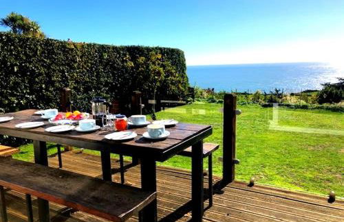 Coastal retreat with stunning sea views - Photo 24