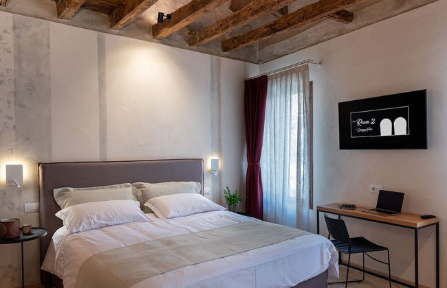 BURANELLI CHARME ROOMS - Photo 17