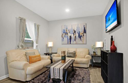 Near Park Circle, Downtown, And Beaches - Foto 3