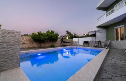 Greek Style Ground Floor Apartment & Pool - Foto 22