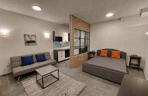 Apartments Square - Photo 17