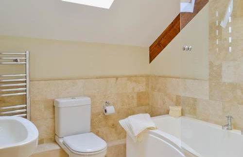 Felin Hedd Peaceful Mill - Photo 15