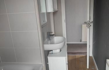 LUXURY LODGE WITHIN A GOLF & LEISURE CLUb - Foto 8