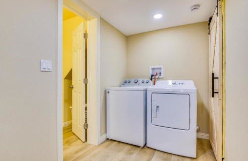 4 Mi to Lake Arrowhead Cabin with Grill and Deck! - Foto 18