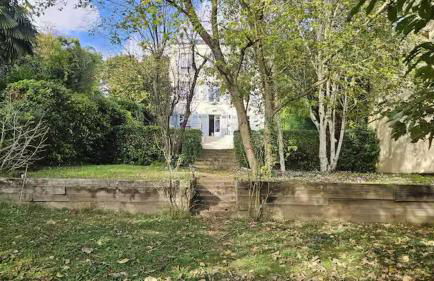 Before making request, read my profile host at bottom of page # House, garden, Eiffel Tower, Palace of Versailles - Foto 3