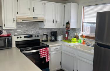 Pocono House in a private community 4 pools, Lake. - Foto 30