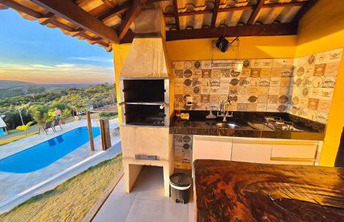 Chalés Vila Real - Tranquilidade na Serra de Carrancas - Piscina com uma vista espetacular do Pôr do Sol - Foto 58