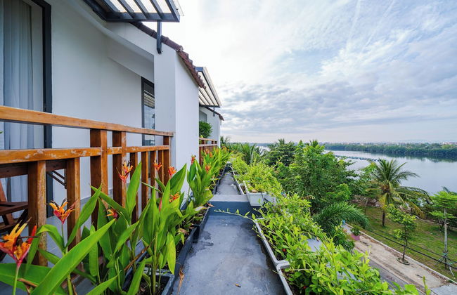 Palm River Boutique - Foto 67