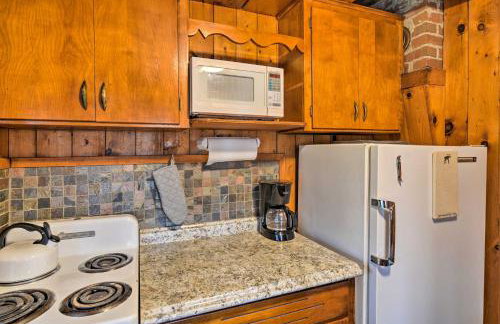 Lovely Lake Huron Getaway Beach Access and Kayaks! - Foto 10