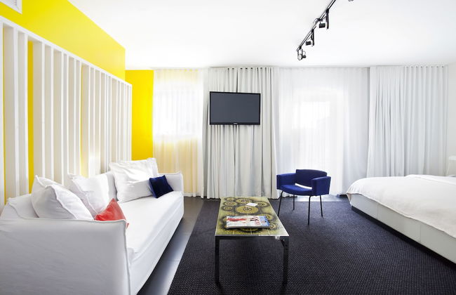 Blanc Kara - Adults Only - Foto 25