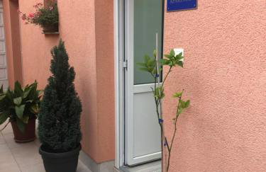 Two Bedroom Apartment - Photo 32