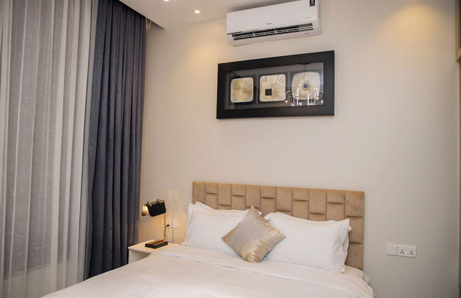 unreal homes - Photo 35