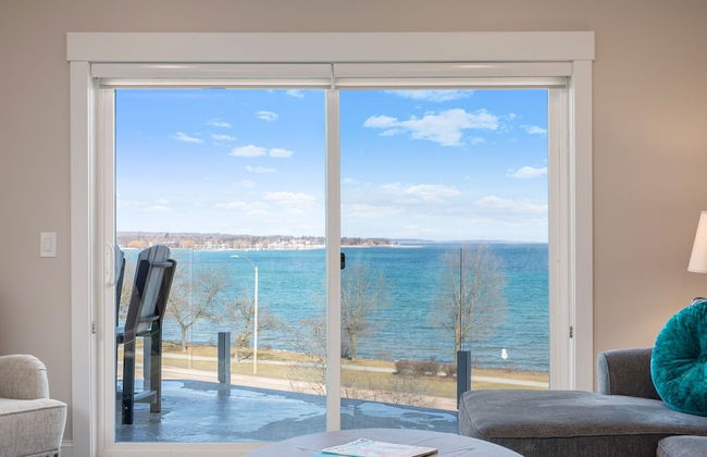 539 Bay St. Lake View Condo Unit 104E - Foto 20