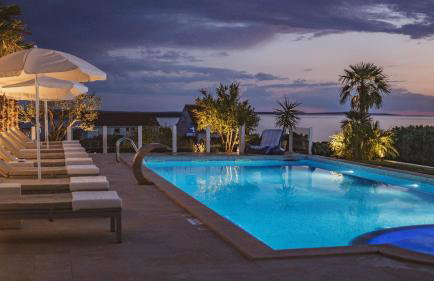 Luxury Apartments White Villa Violeta - Photo 25