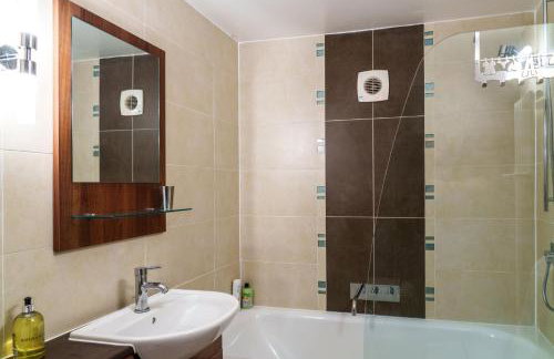 12 Ullswater Suite - Whitbarrow Village - Photo 12