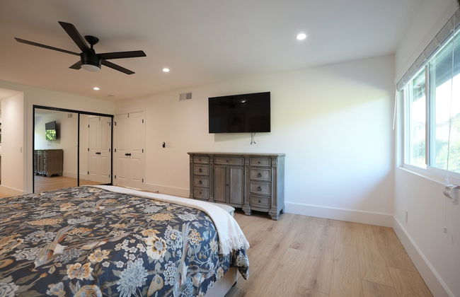 Coming Mid-April 2023! Beautifully upgraded two-story home with backyard oasis - Foto 9