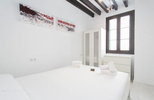 Black&White Apartment, minimum stay 30 nights, by PriorityVillas - Photo 5