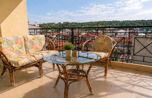 Central Grevena Retreat with Mountain Views - Foto 1