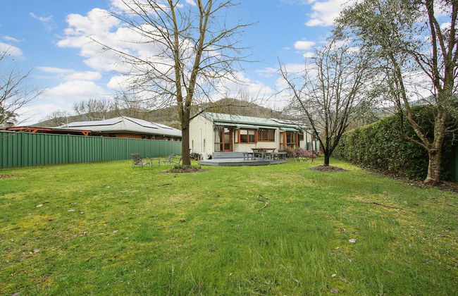 R & R in Bright - Short walk to town - Foto 15