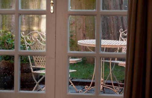 Dbs Serviced Apartments - Photo 41