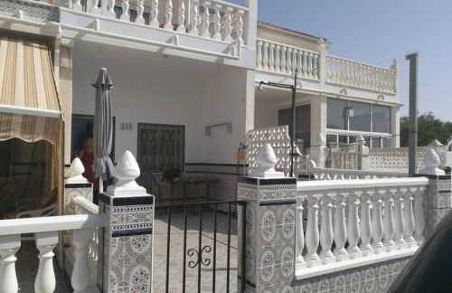 Bungalov u Růžové laguny - Foto 1