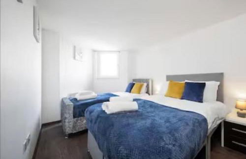 1BR Hideaway Near NEC & Resorts World - Ideal for Travelers - Foto 11