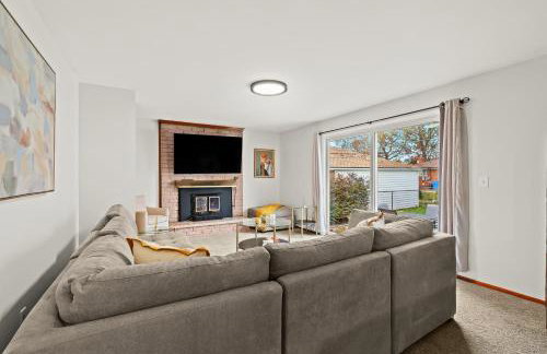 Charming Home Near Target and Parks 2 Bathrooms - Foto 35