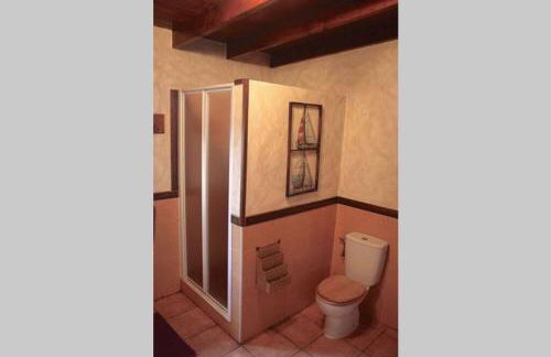 Casa rural con piscina privada Manitaga. - Photo 25