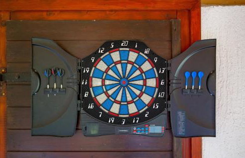 Awesome Home In Stari Laz With Kitchen - Foto 18