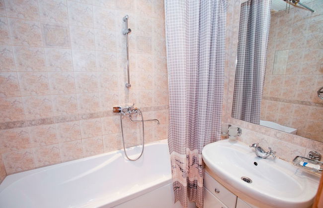 Feelathome on Lower Nevsky - Photo 55