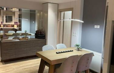 Luxurious & cozy down town home 82’ - Foto 9