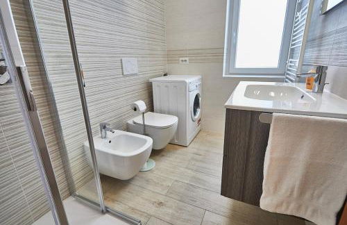 Cattaneo 65 3 bedrooms 5 minutes from lake and station w parking - Foto 23