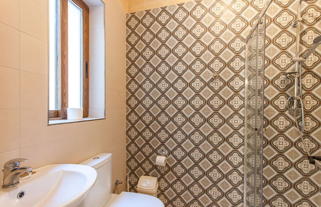 Naduri, Beautiful Gozitan Villa + Pool - Foto 19