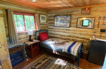 Rustic, Cozy Log Cabin Rental near Idaho Falls - Foto 22