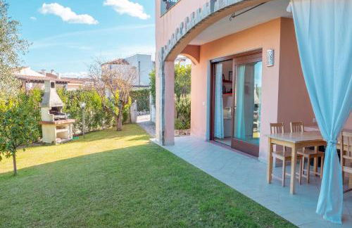 Villa Victoria 1.5 Km From The Beach - Happy Rentals - Foto 1