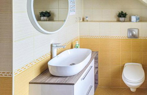 Beautiful Home In Darlowo With Wifi - Foto 24