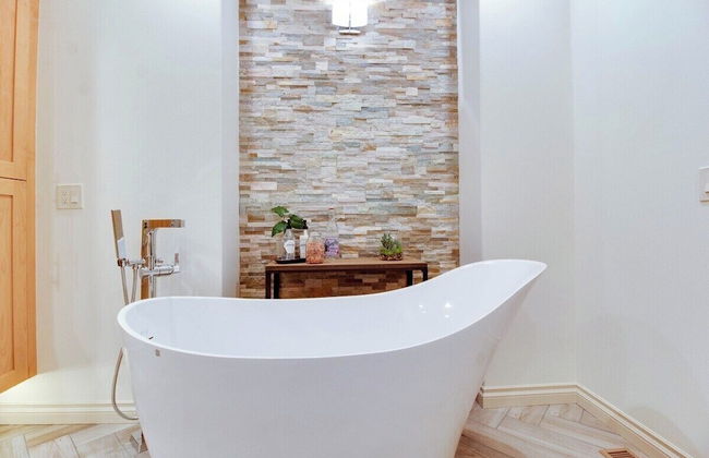 Rooftop Deck Walk to River Downtown Fire pit - Foto 6