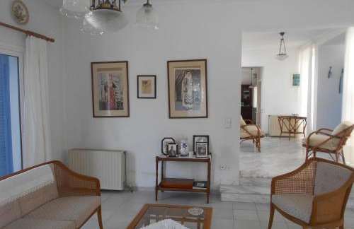 Villa Sis - Cycladic Sea View Luxury Home near Milos Beach & hiking trails 3, 4 & 5 - Photo 38