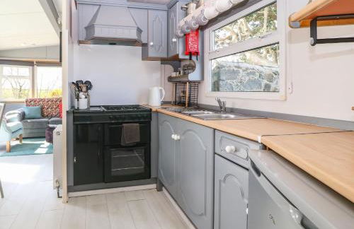 Cwrt y Ceffyl - Photo 10