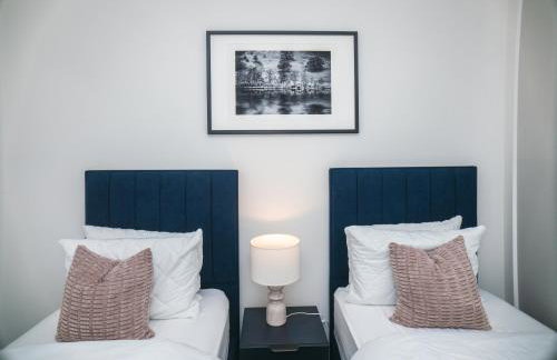 Little Haven Thames view Free Parking Closer to Heathrow - Foto 15