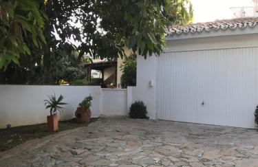 Villa with Heated Pool and Jacuzzi close to Puerto Banus and Beach - Photo 67