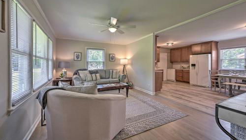 Charming Retreat on 5 Acres with Deck and Grill! - Foto 4