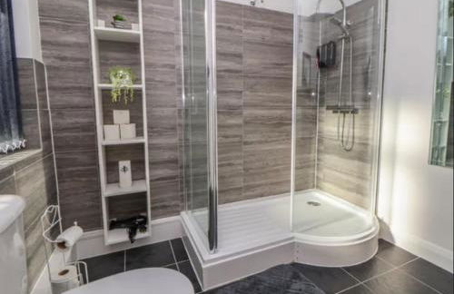 Anfield Stadium House - Free Parking - Foto 5