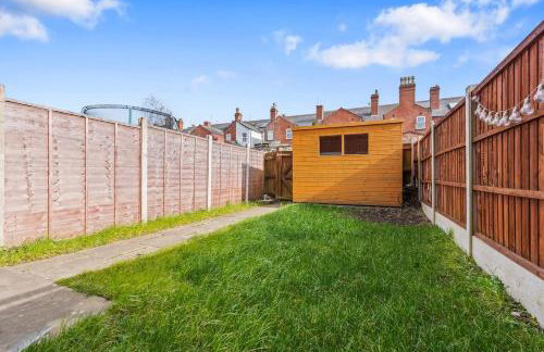#35 City Home - Sleeps 8 3BDR 2 BR- Bham CC 10 mins - "Perfect for Contractors and Families - Free Parking" - Foto 24