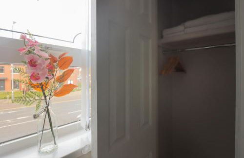 Superb Large Bespoke 5 Star Detached Villa, Prime Location, Belfast Stay - Foto 9